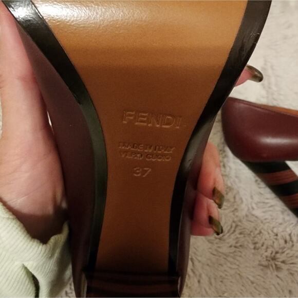 FENDI BLOCK HEEL BROWN LEATHER HEELS SIZE 37 6.5 - Picture 9 of 11
